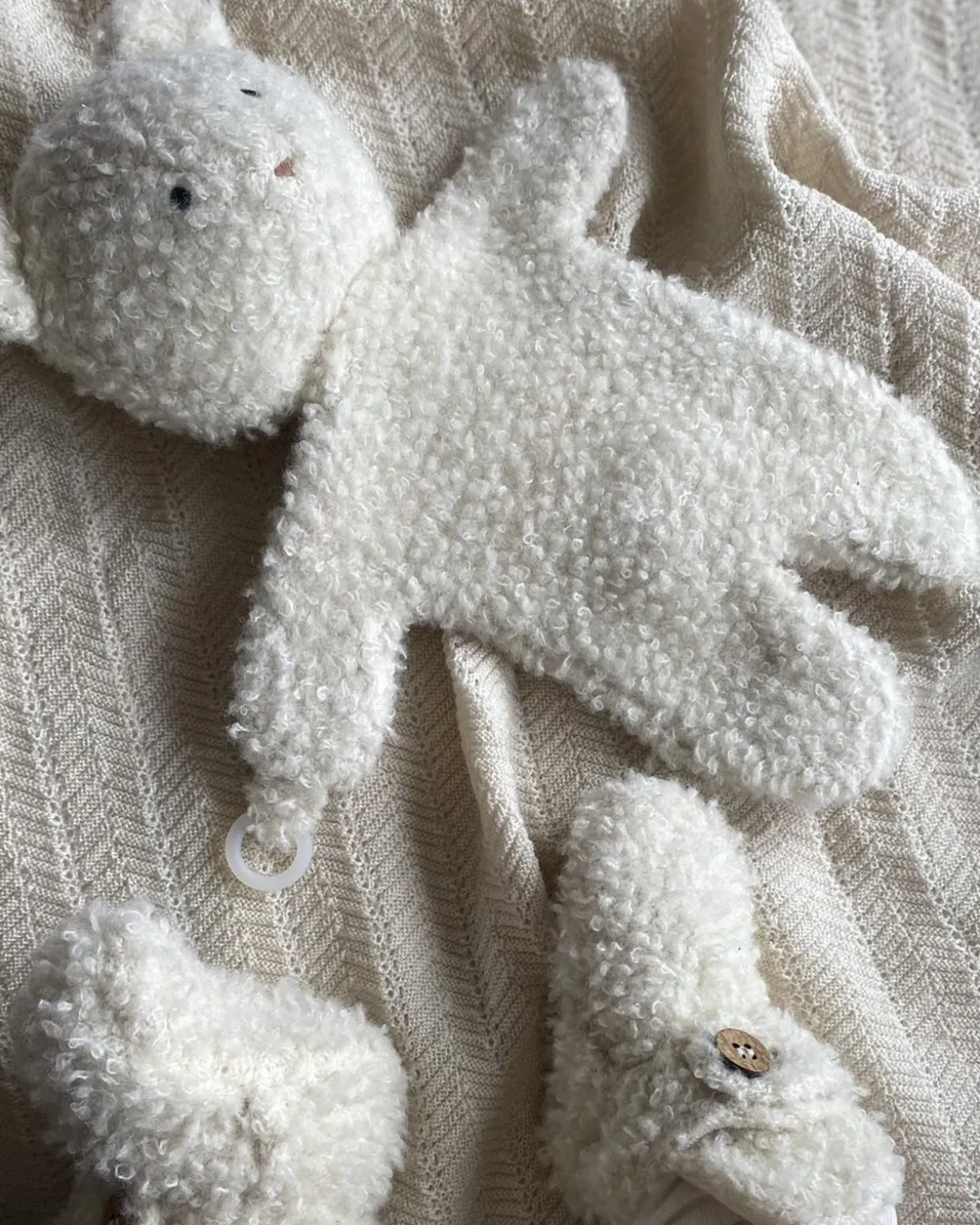 Nusseklud, bouclé merino uld, off white